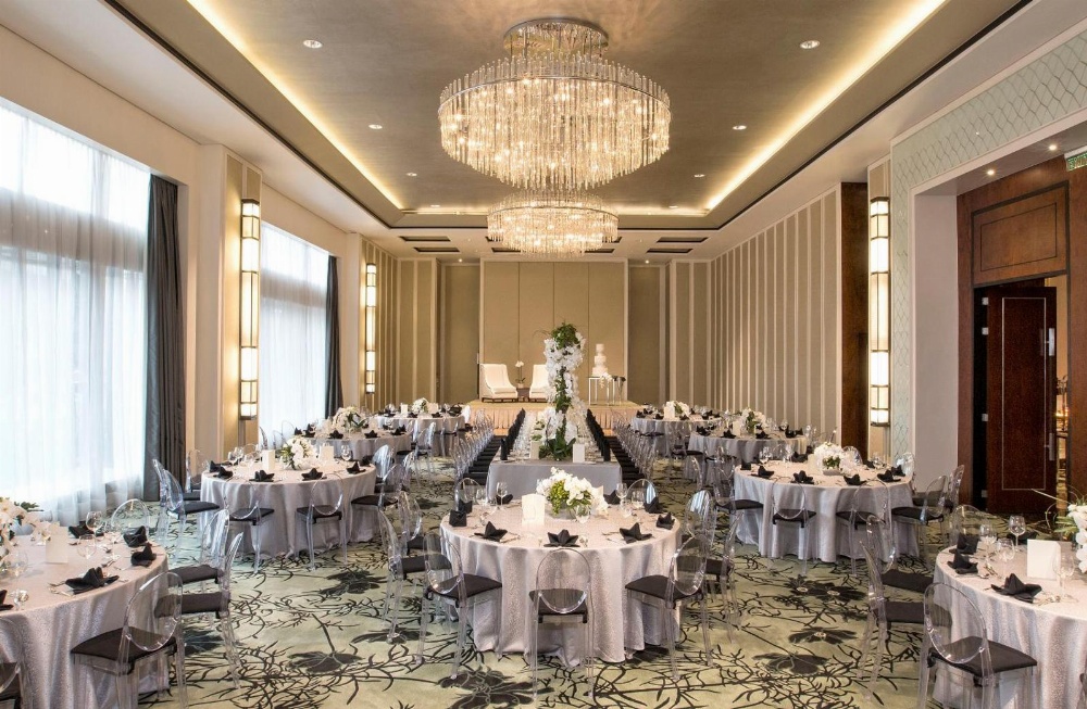 Makati Diamond Residences Main image